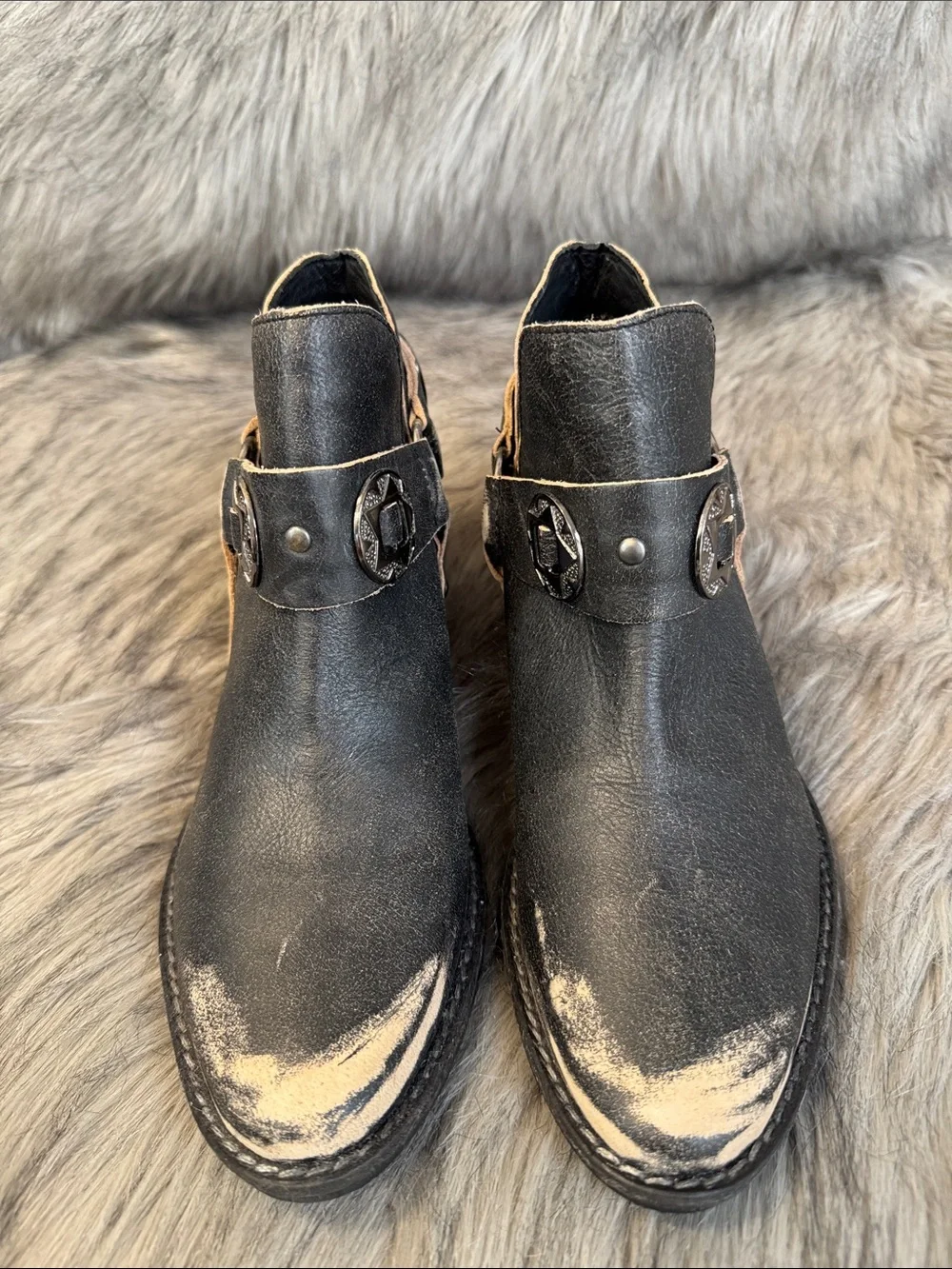 Vintage 7 Black Ankle Boots with Distressed Cream Highlights Size 9/39